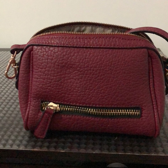Red shoulder bag - Picture 2 of 2